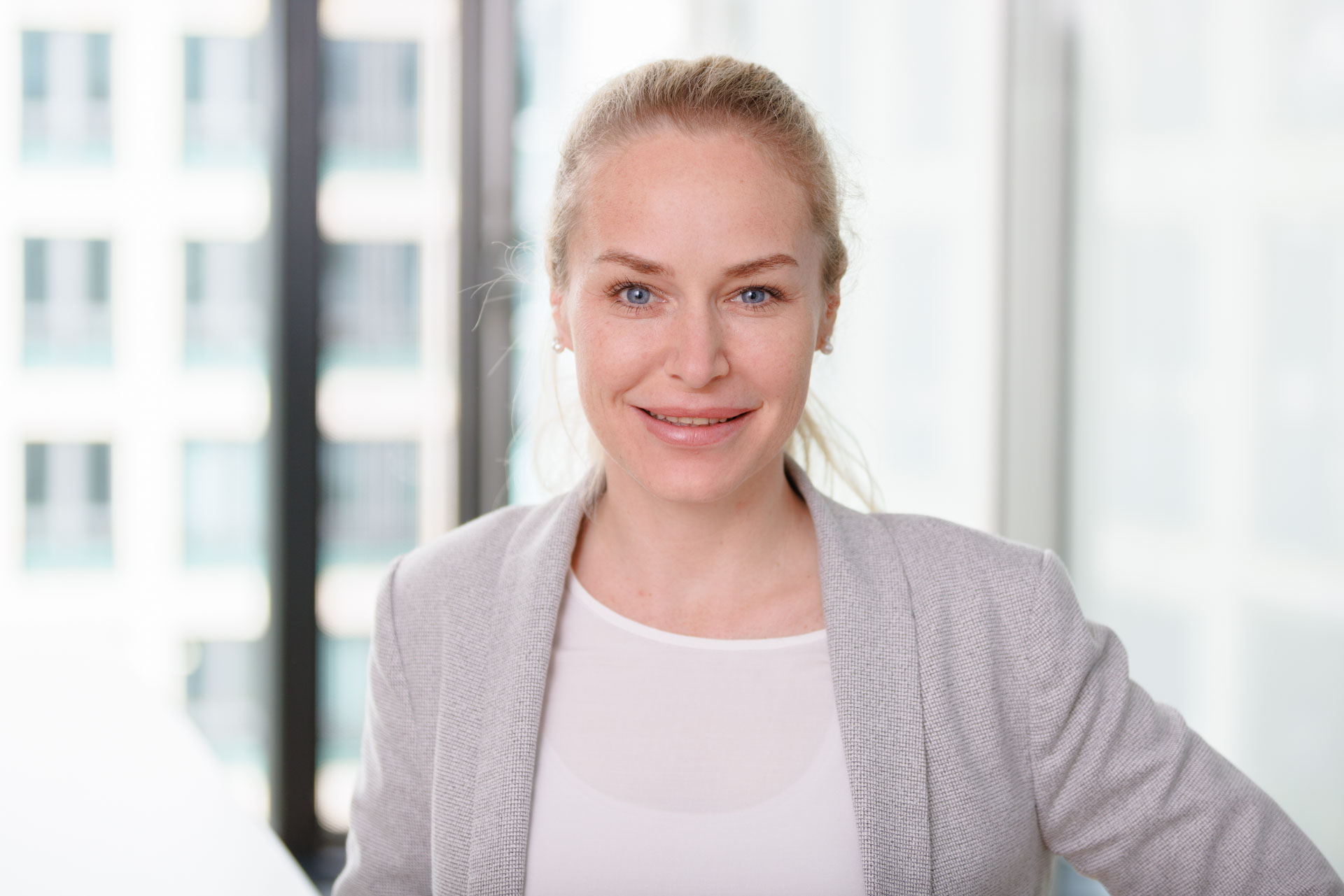 Esther Scharf